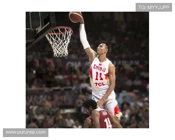 易建联：从篮球场到人生舞台的跨越与挑战