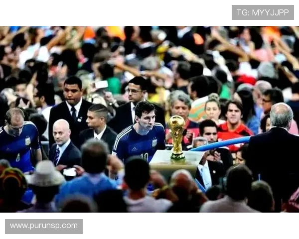 梅西荣耀之路见证绿茵传奇从天才少年到世界足坛巅峰巨星