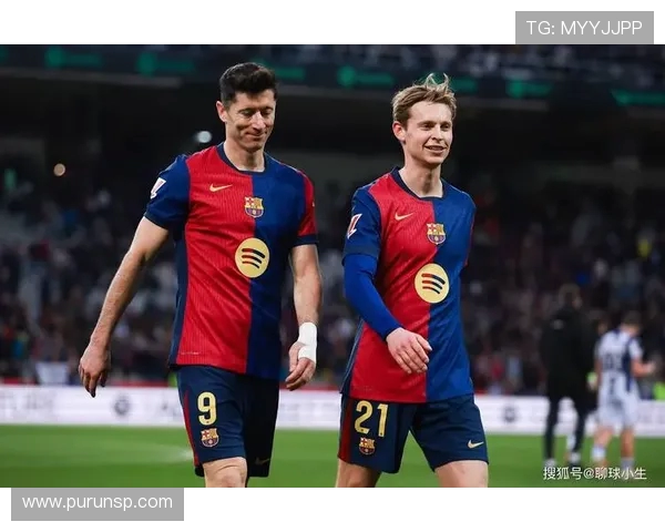 本菲卡与强敌对决 展现顶级球队风采与激烈赛场对抗