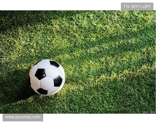 科学足球中的意识训练方法探索与实践提升球员竞技水平的有效途径 科学足球中的意识训练方法探索与实践提升球员竞技水平的有效途径