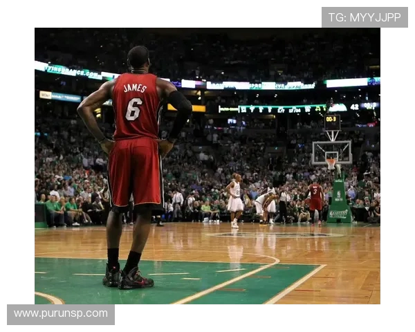 2006年NBA总决赛经典对决火箭队与热火队精彩录像回顾