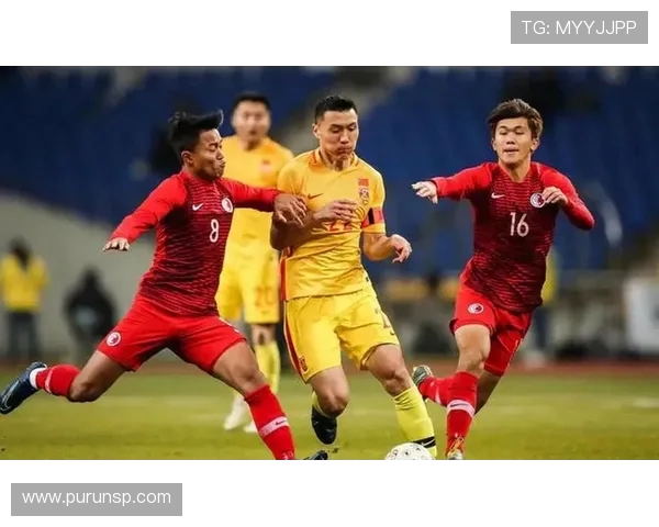 中国国青队与日本国青队激战正酣谁能在这场较量中脱颖而出