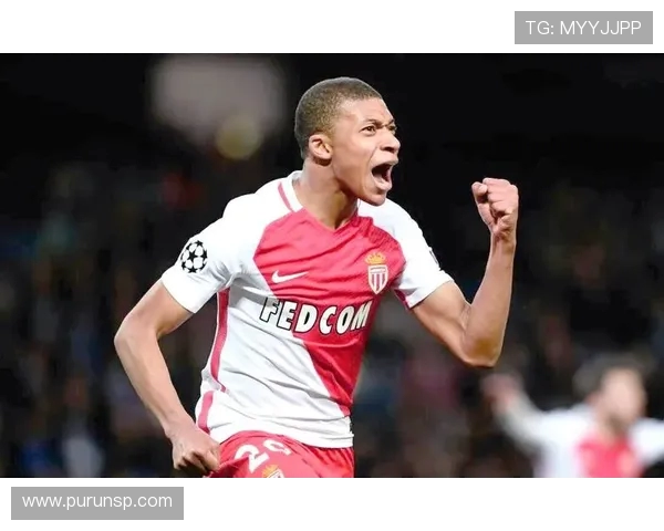 姆巴佩的足球传奇之路：从天才少年到世界顶级球星的成长故事